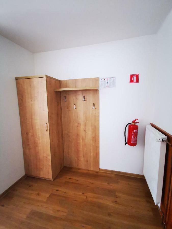 Apartmaji Tomsic Mojstrana Eksteriør billede