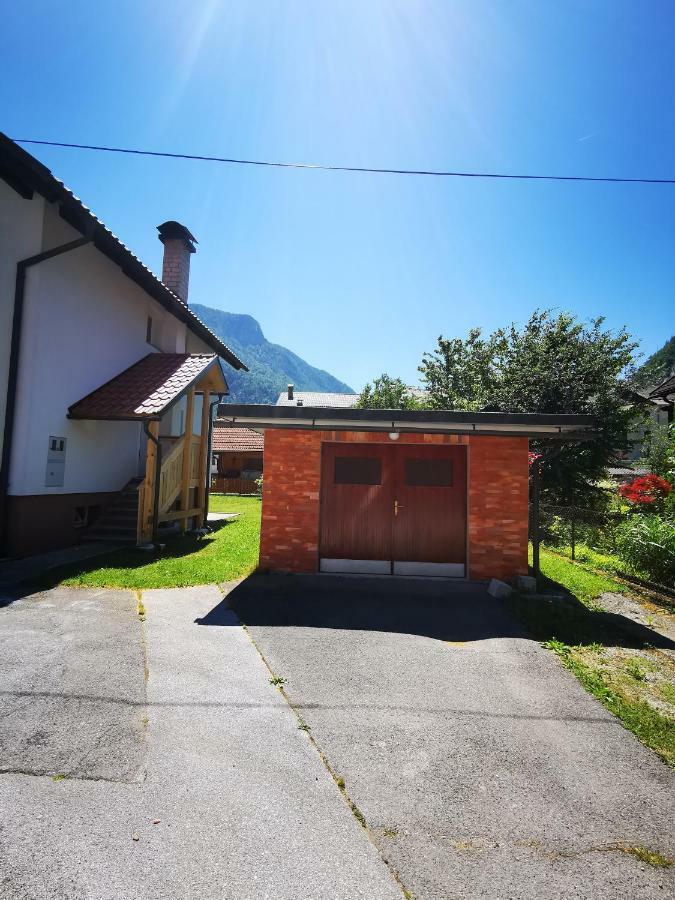 Apartmaji Tomsic Mojstrana Eksteriør billede