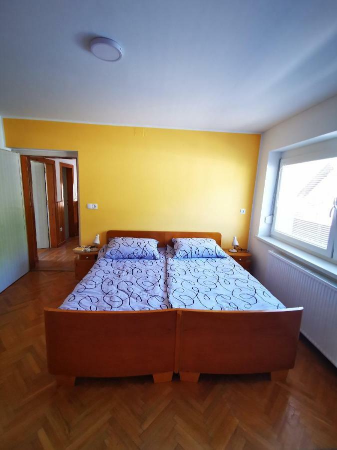 Apartmaji Tomsic Mojstrana Eksteriør billede